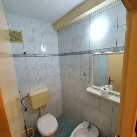 Val 아파트 풀라