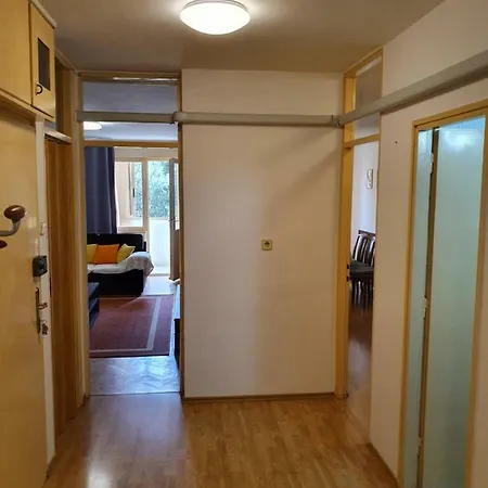 Val Apartment